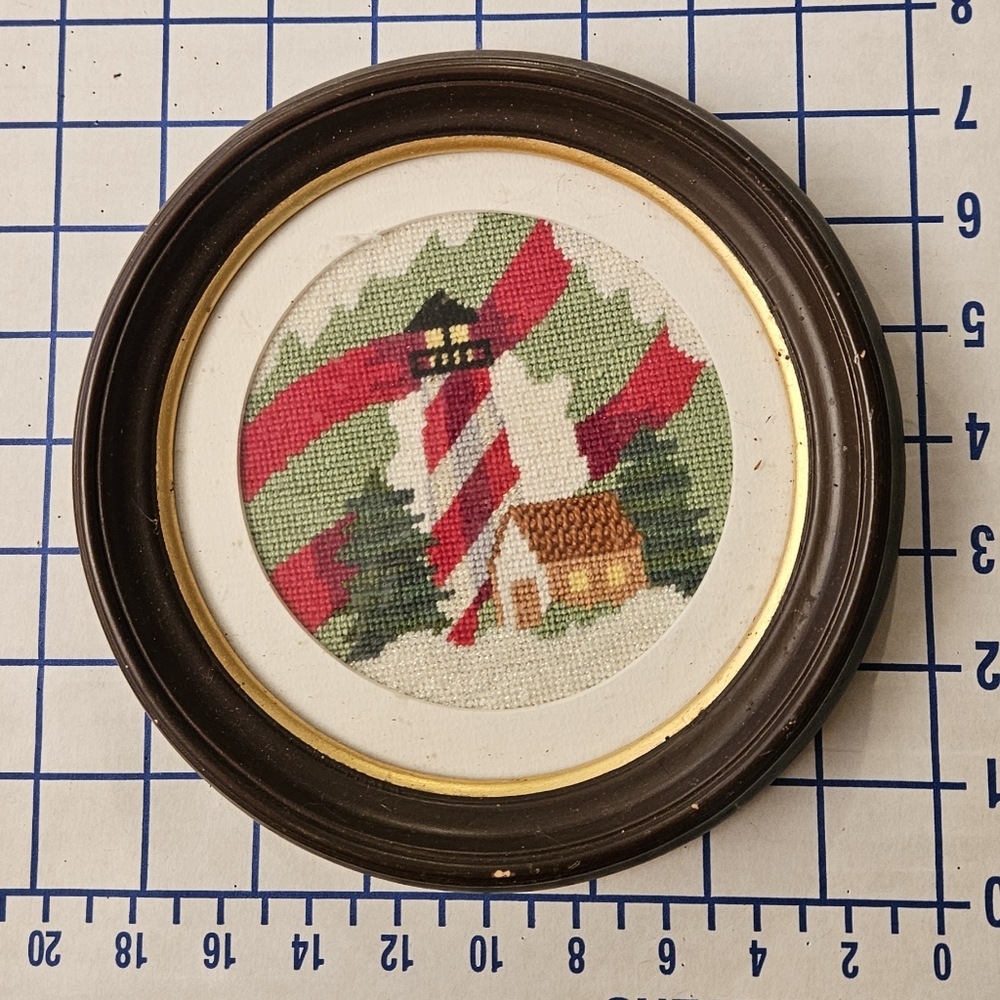 Lite house needle point